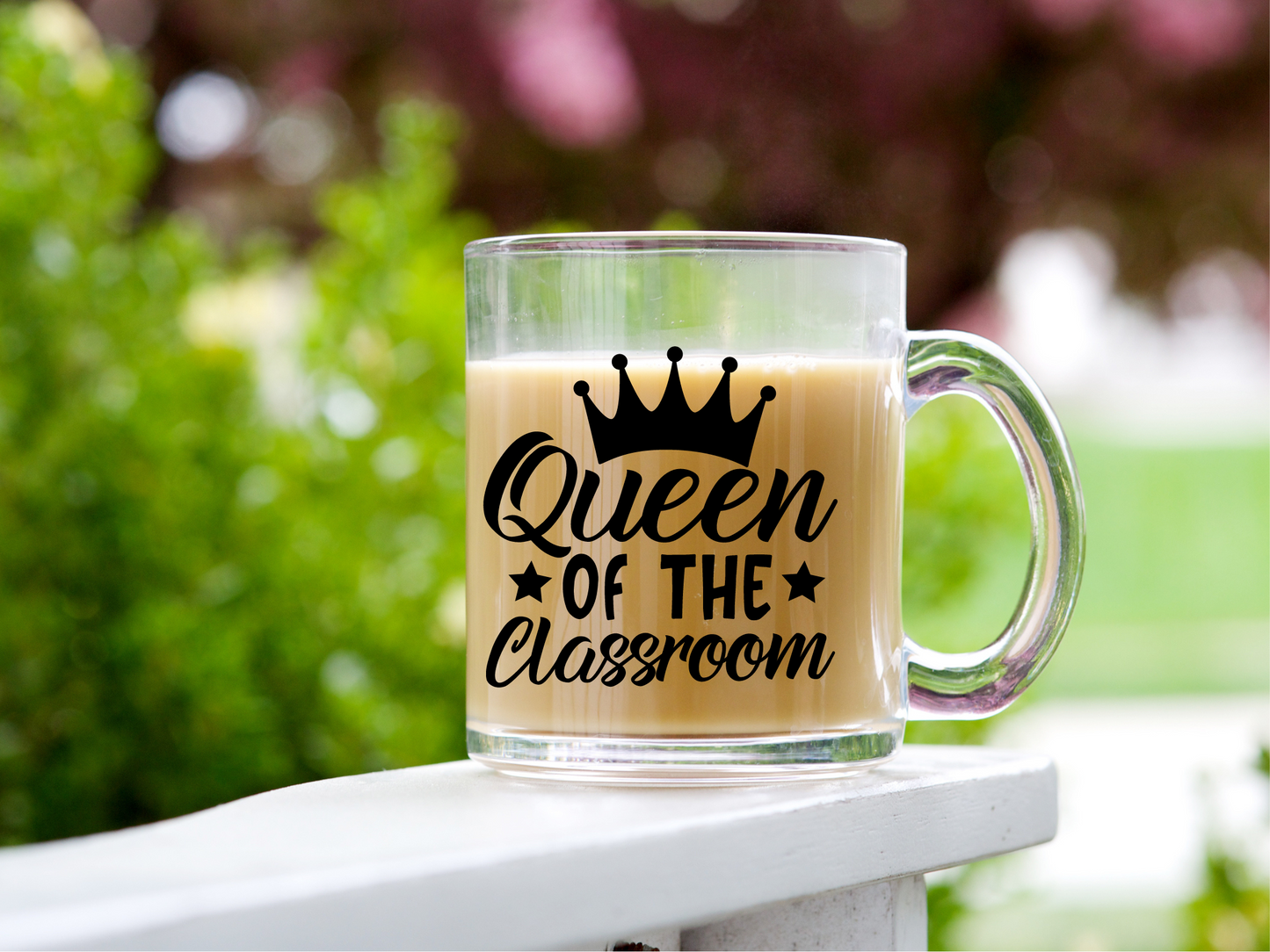 Tasse à Café en verre Queen of The Classroom